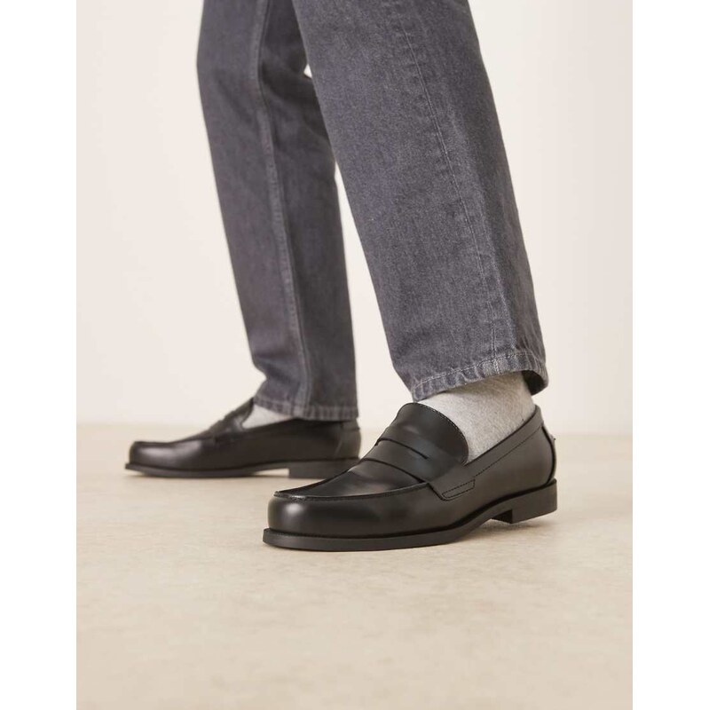 ASOS DESIGN penny loafer in black