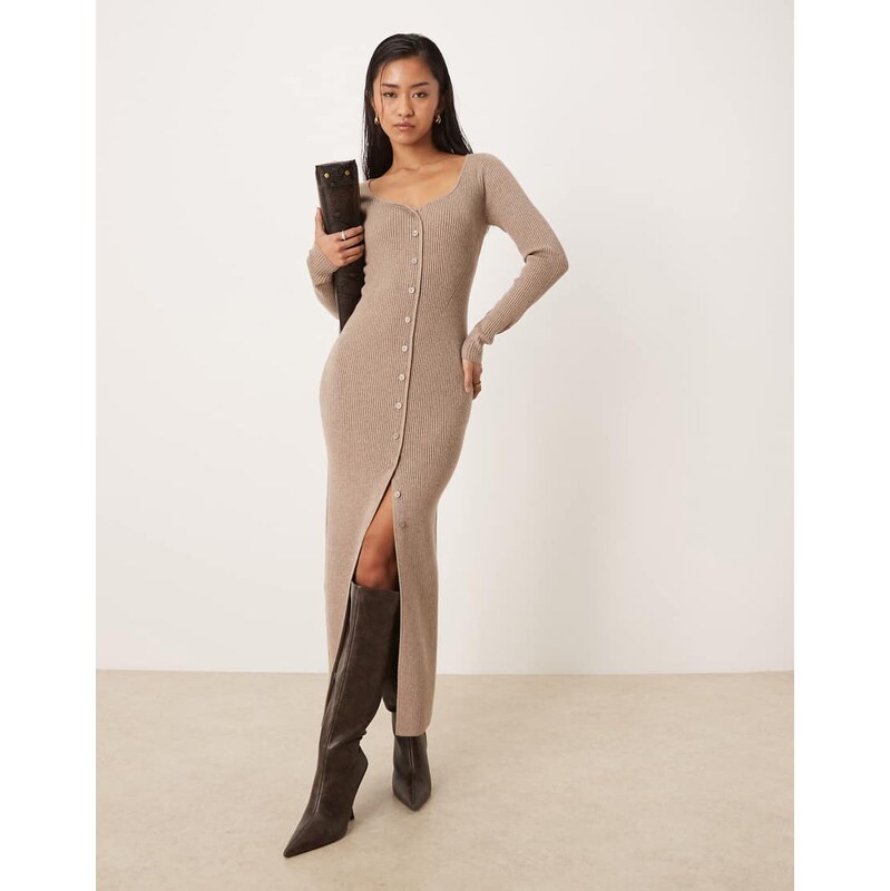 Abercrombie & Fitch long sleeve v neck fitted maxi dress in beige 112522016