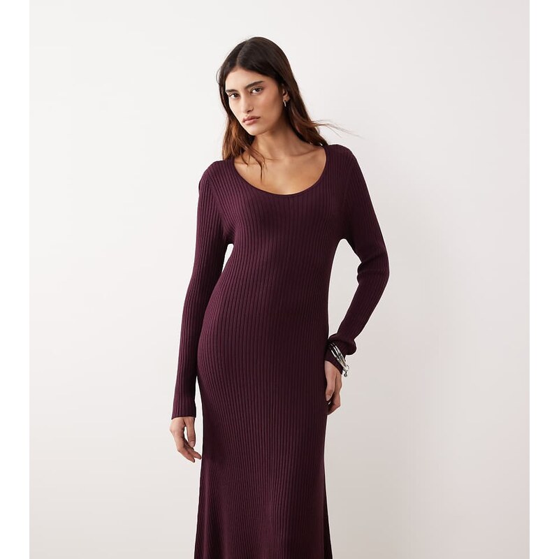 ARRANGE ribbed scoop neck maxi dress in cherry red