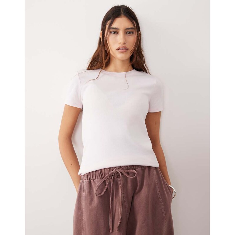 ARRANGE sculpted crew neck t-shirt in pink