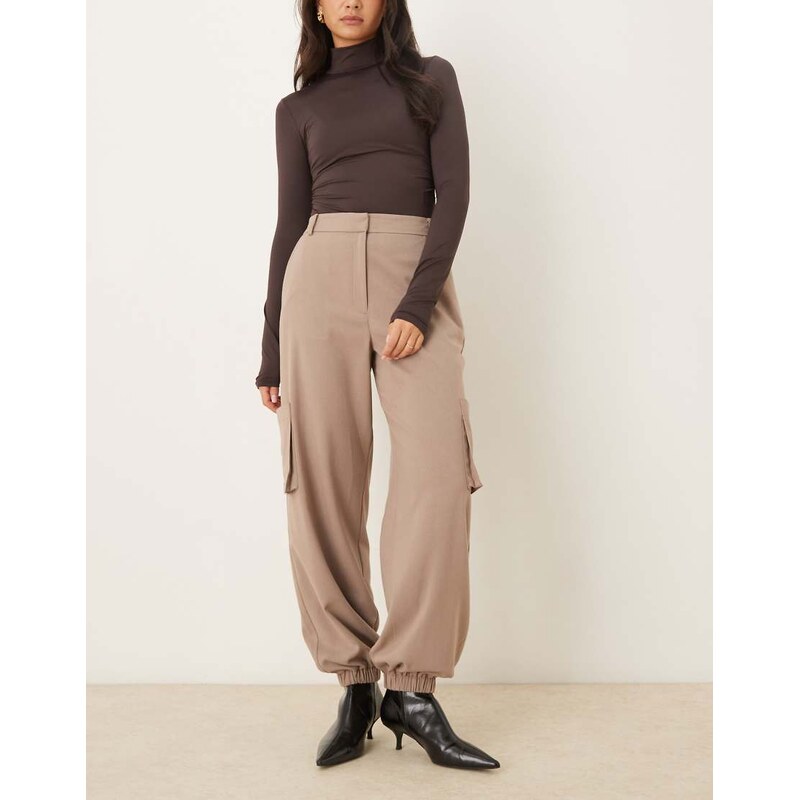 ASOS DESIGN tailored straight leg trousers with cuff and utility pocket detail in taupe-Brown