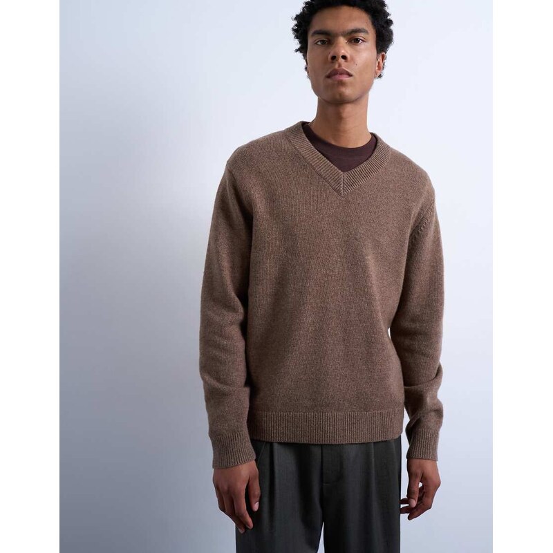 Topman regular fit v-neck knitted jumper with wool in brown-Blue