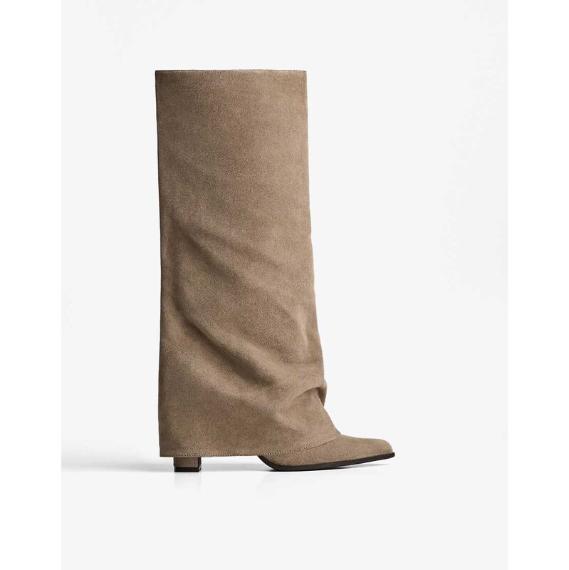 Bershka Heeled trousers boots in tan-Brown