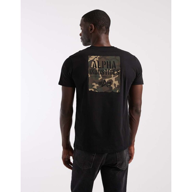 Alpha Industries chest logo t-shirt with camo print in black 112680371