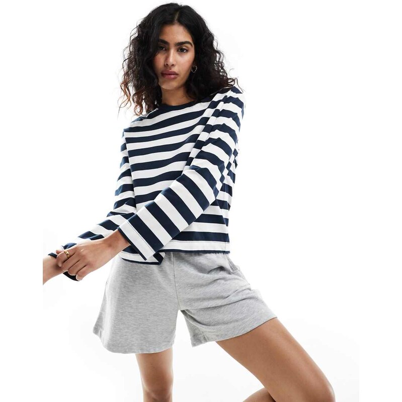 Selected boxy long sleeve t-shirt in navy stripe 100120045