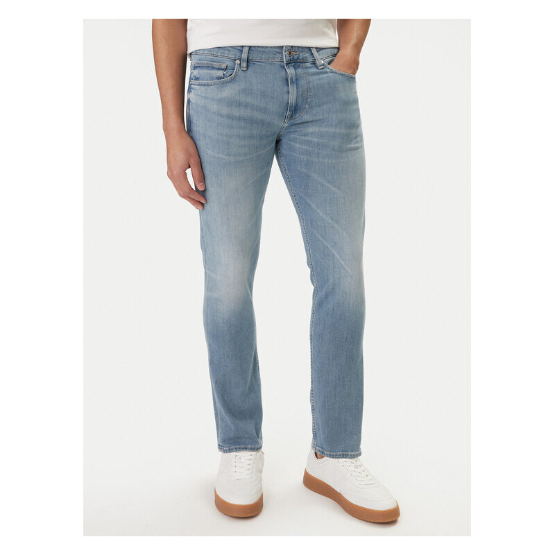 Jeansy Guess
