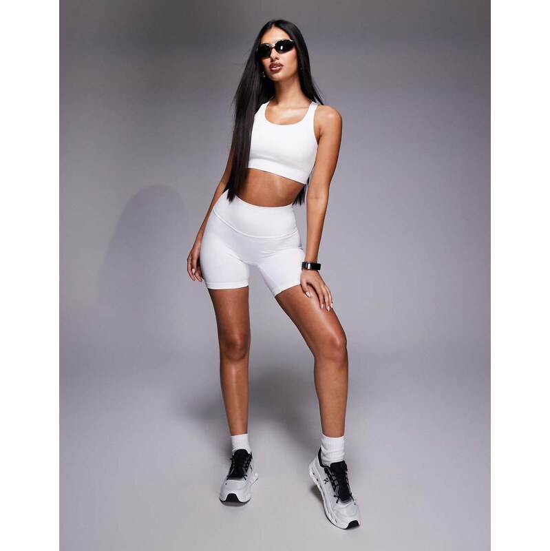 4505 high support sports bra with adjustable straps and removeable 112702964