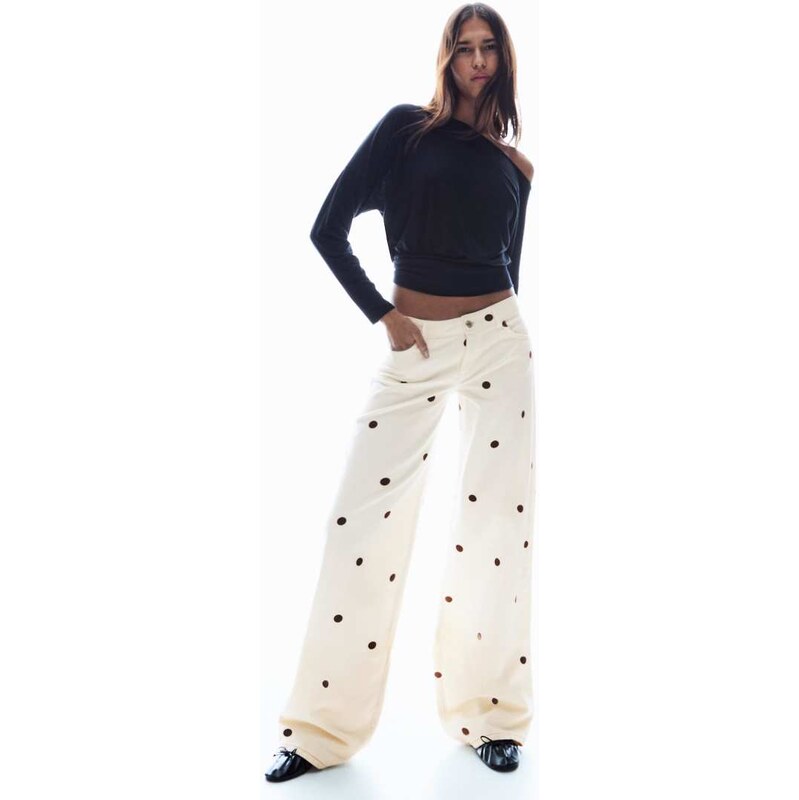 Bershka Wide-leg polka dot jeans in ecru-White