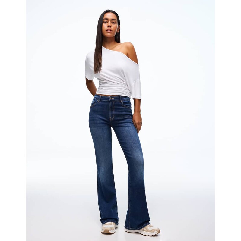 Bershka Flared jeans in denim blue