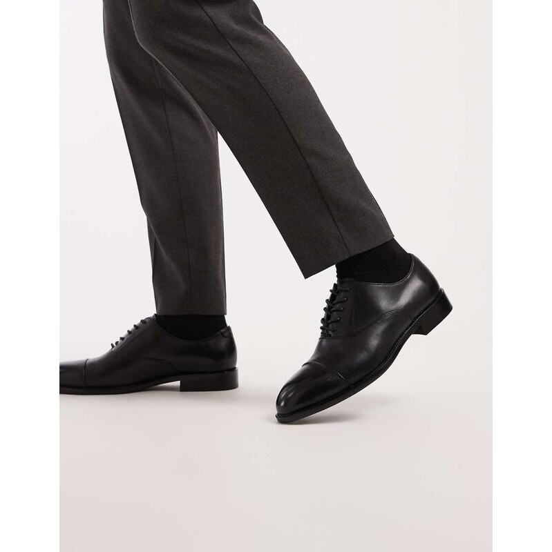 ASOS DESIGN oxford shoes in black leather with toe cap