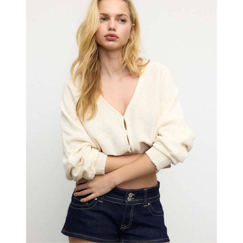 Stradivarius Batwing sleeve knit cardigan in vanilla-White 112778757