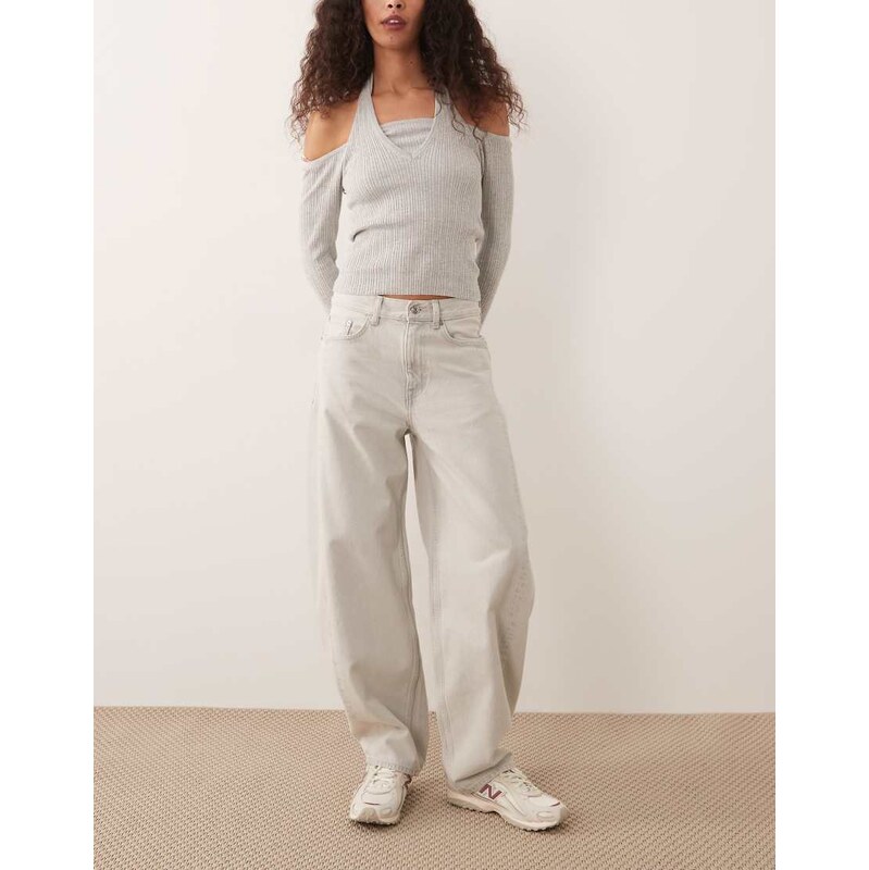 ARKET Bloom barrel shaped jeans in off white 112808916