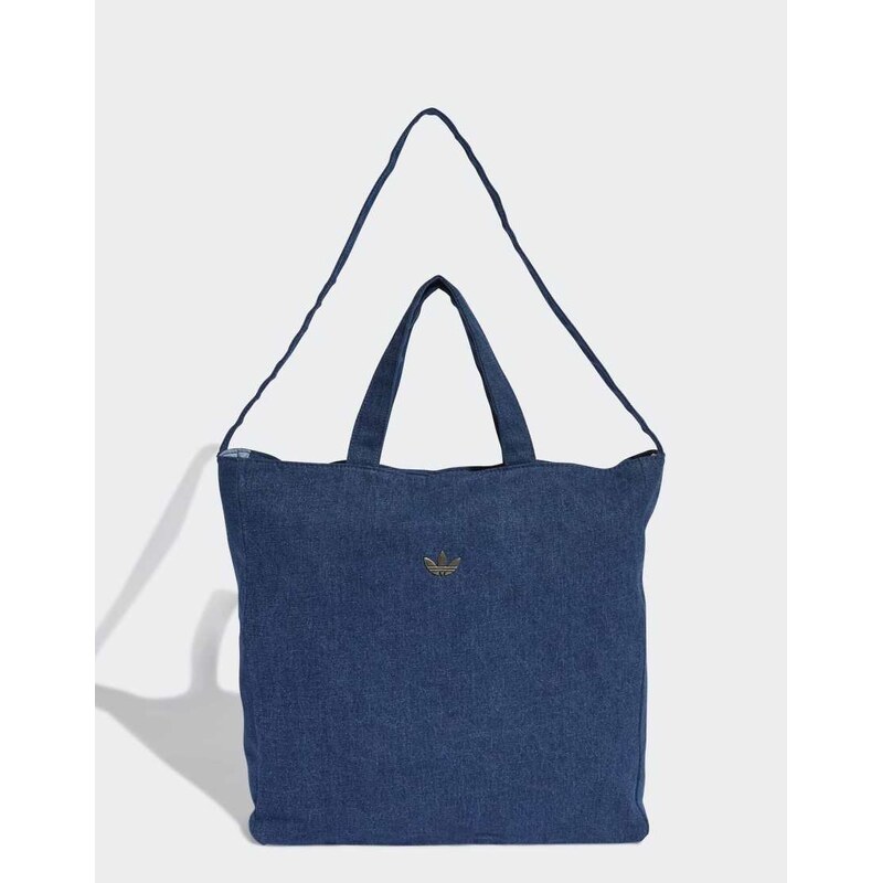 adidas Originals Adicolor shopper denim in light denim-Blue 115496355
