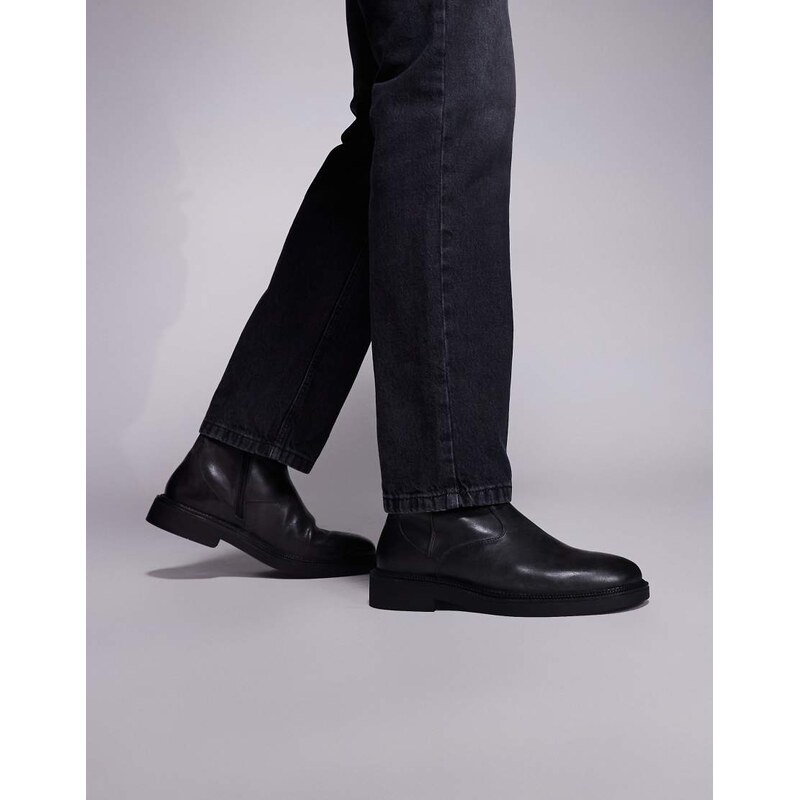 ASOS DESIGN chelsea boot in black distressed leather