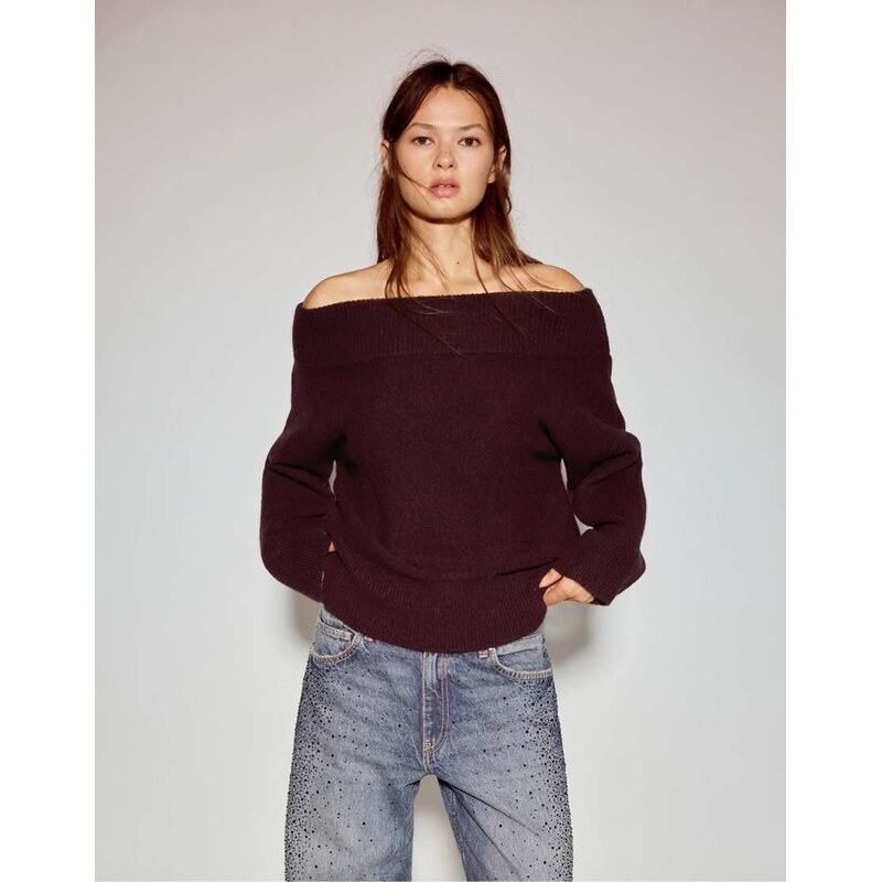 Pull&Bear Asymmetric soft knit sweater in burgundy-Red 109187484