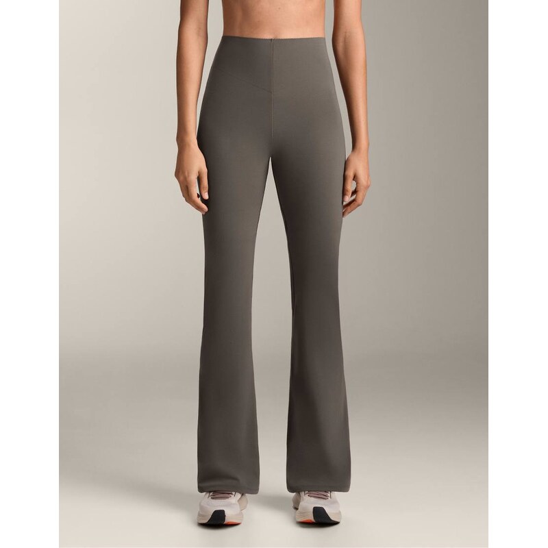 OYSHO Raise up compressive 80cm flare trousers in coal-Green 112815609