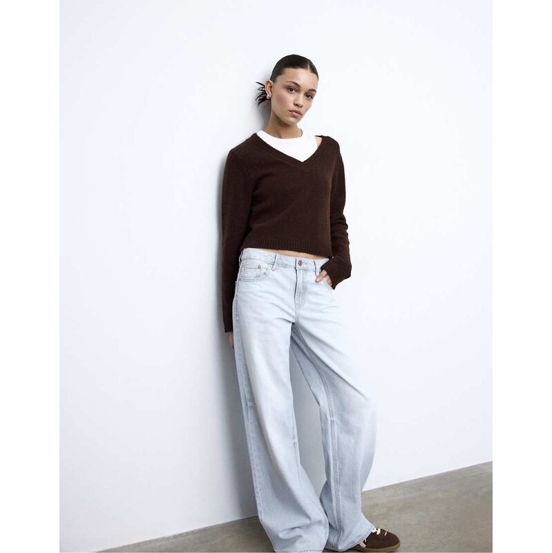 Stradivarius D91 low-rise wide-leg jeans in light grey denim wash 112815725