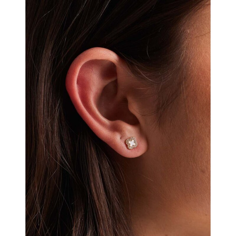 Accessorize Z clover studs earrings in 14k gold plated 113306257