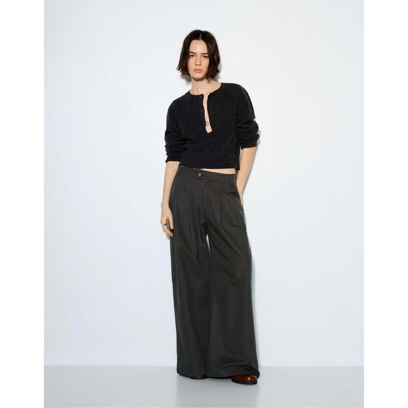 Pull&Bear Wide-leg darted trousers in grey