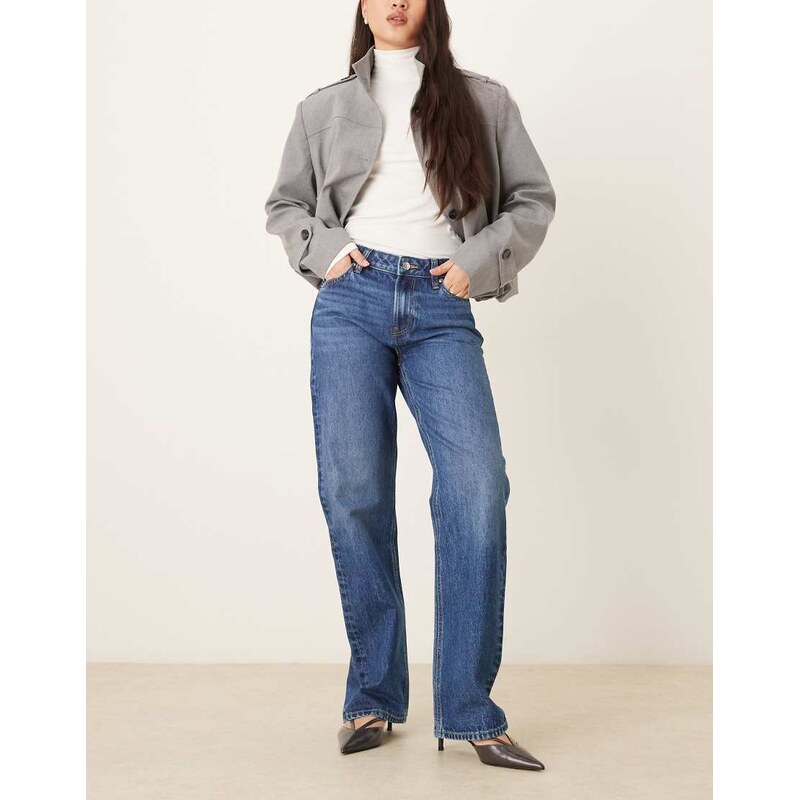 Calvin Klein Jeans 90s straight leg jeans in mid wash blue 112818753
