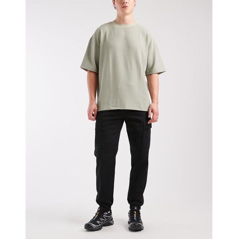Hollister relaxed cuffed cargo trousers in black