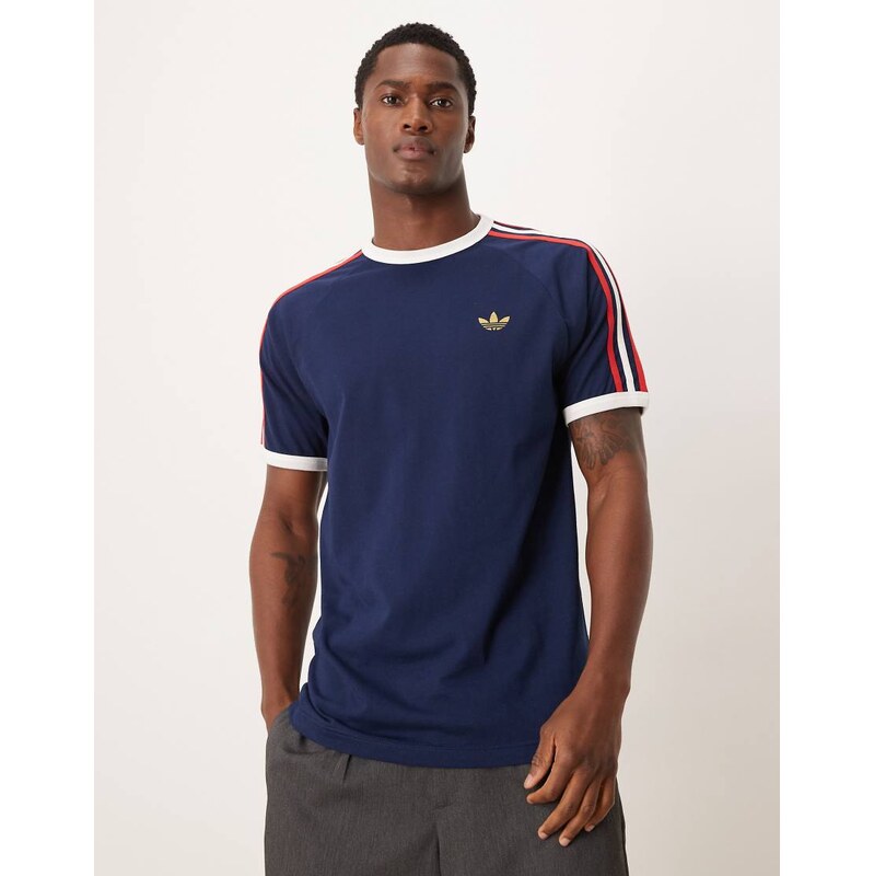 adidas Originals 3 stripe t-shirt in navy and red-Multi 115182517