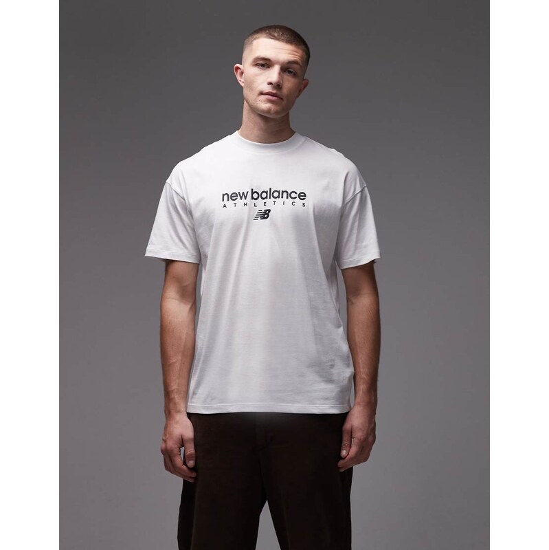 New Balance Linear graphic t-shirt in white