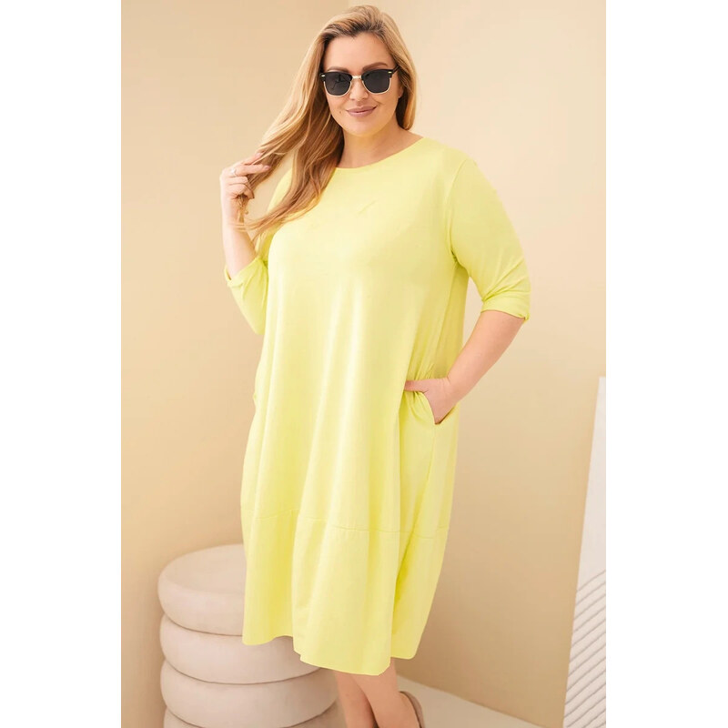 K-Fashion Dámská bavlněná suknička Plus Size s ohrnutým rukávem