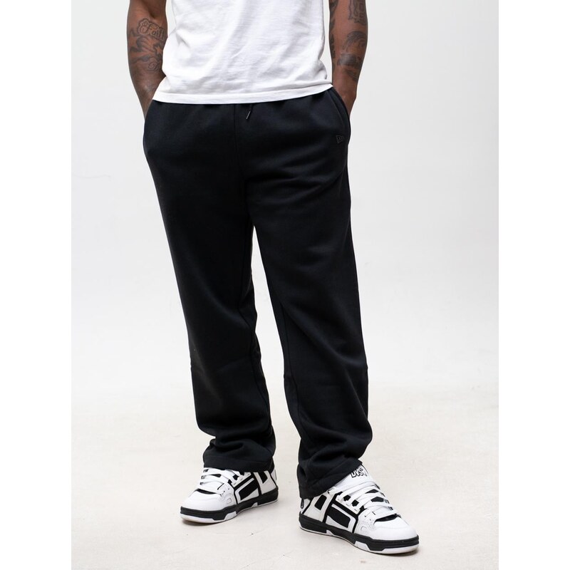 Pánské černé tepláky New Era NE s rovnými nohavicemi Jogger