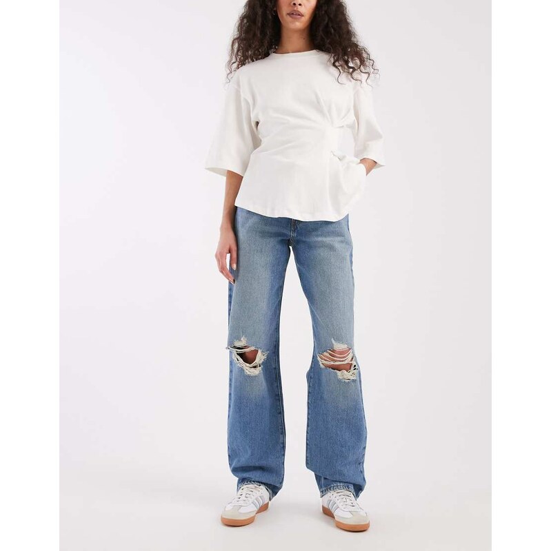 Levis 94 baggy ripped knee jeans in mid blue 112881238