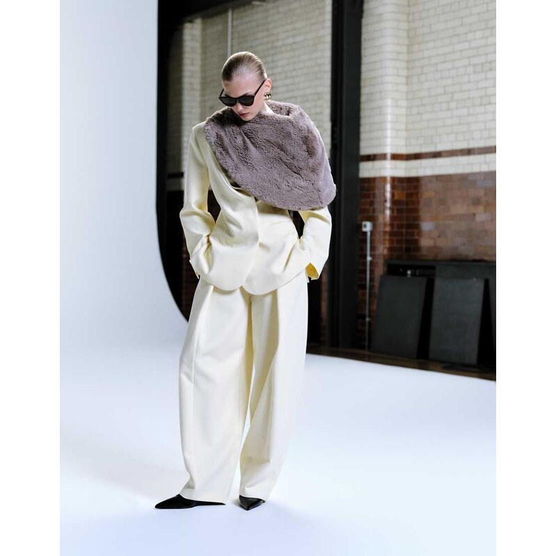 ASOS DESIGN relaxed barrel in yellow