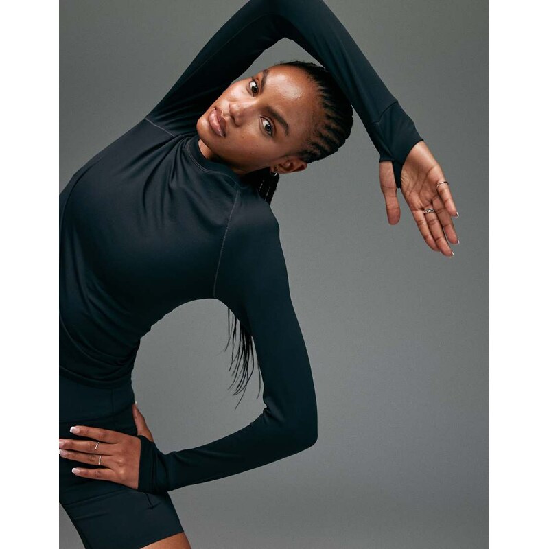 4505 Premium lightweight ultrasoft seamless running long sleeve in 112969489