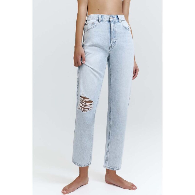 Pull&Bear Ripped mom fit jeans in sky blue