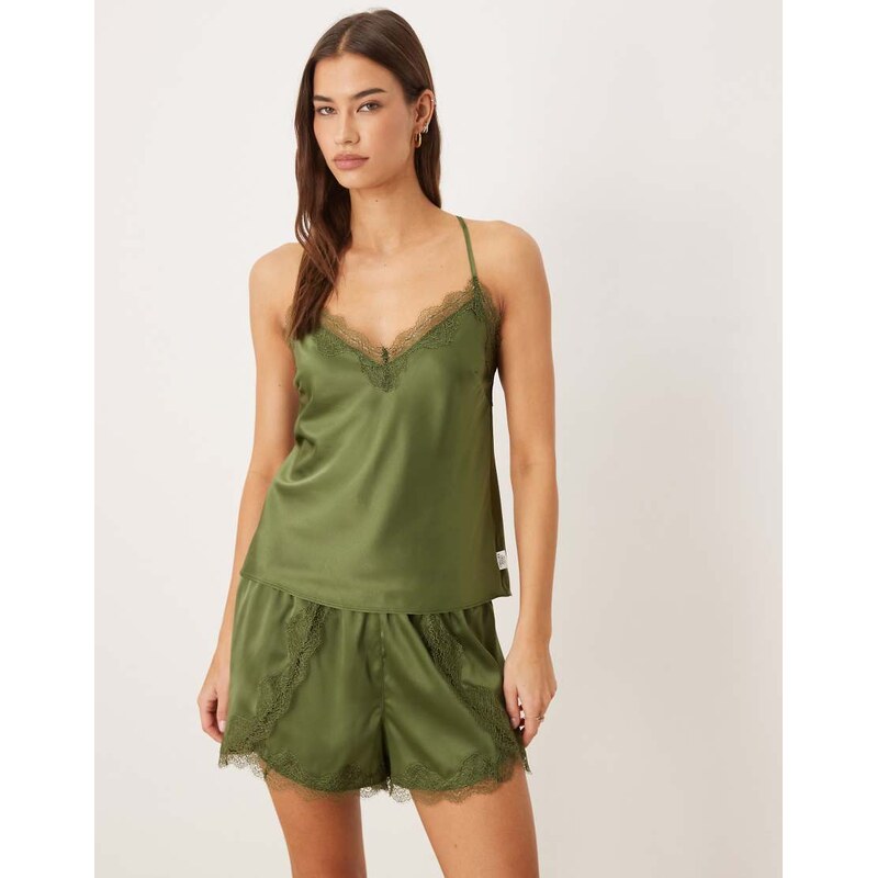 Chelsea Peers Bridesmaids satin cross back vest with tulip hem short 113001011