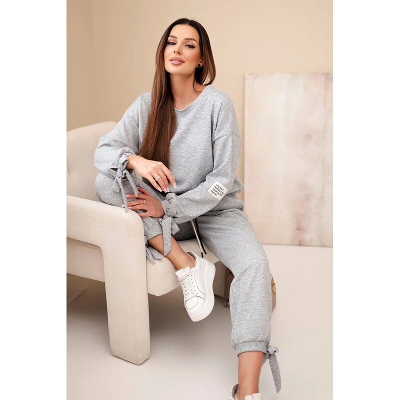 K-Fashion Dámský komplet z viskózy s mašlemi máslový šedý