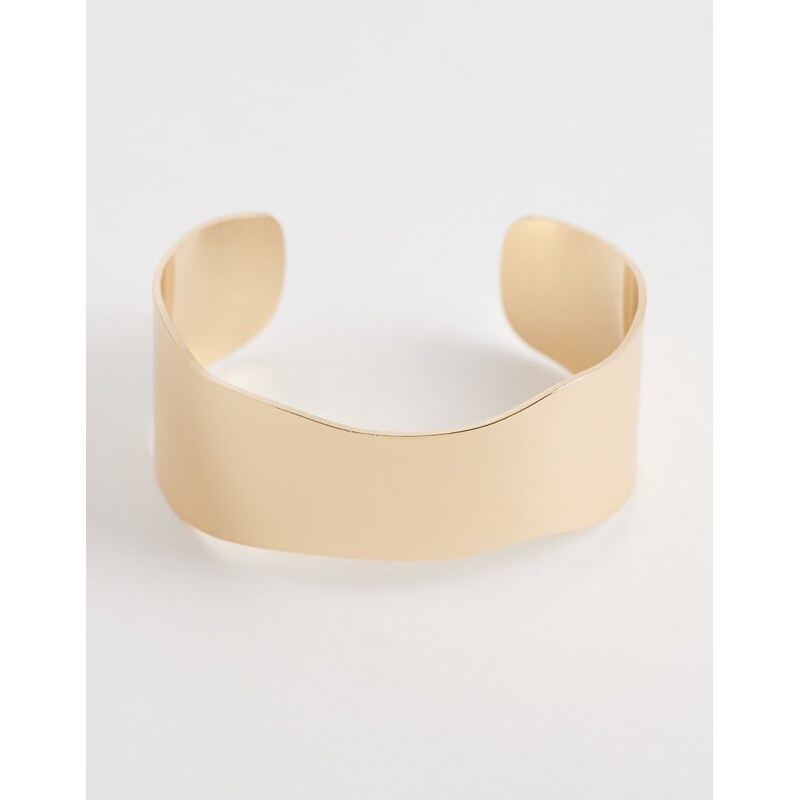 ASOS DESIGN cuff bracelet in gold tone 113014691