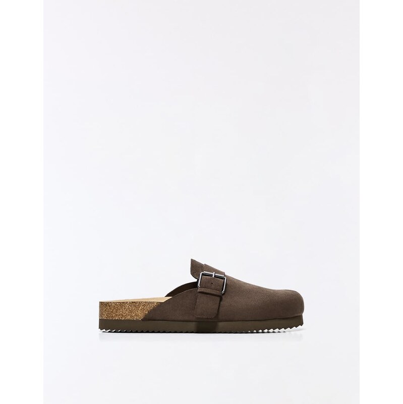 Bershka Clogs with buckle detail in brown