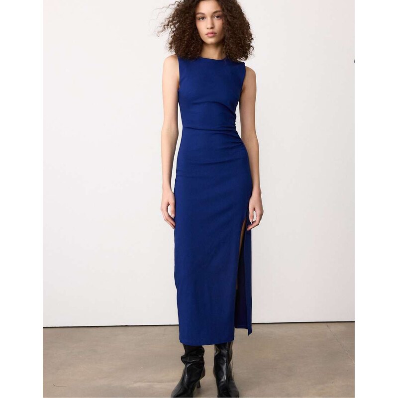Stradivarius Sleeveless bengaline midi dress in navy blue 113020442