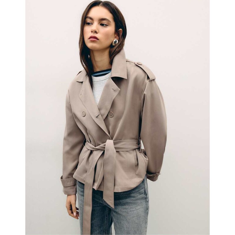 Stradivarius Short trench coat with belt in beige-Neutral