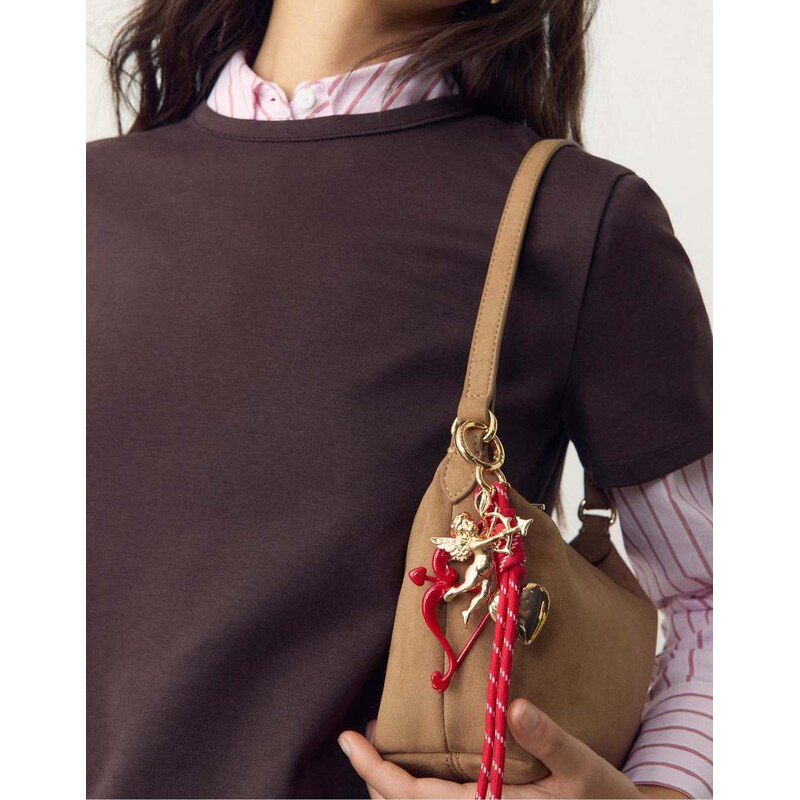Stradivarius Cupid charm keyring in red 113020533