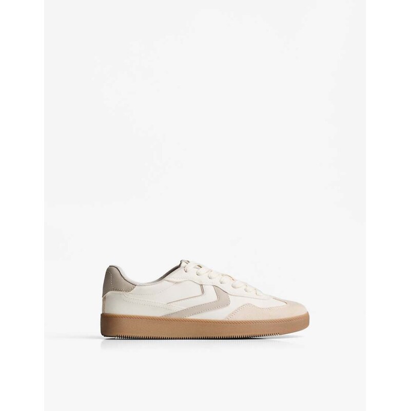 Bershka Retro trainers in white