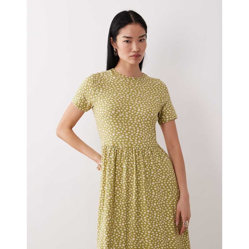 Wednesdays Girl short sleeve midaxi smudge spot print in green