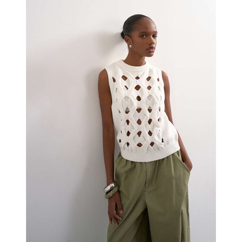 Topshop knitted 3D tank in ivory-White