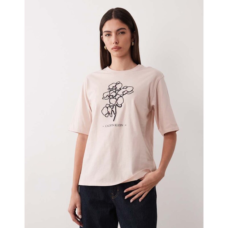 Calvin Klein Jeans floral graphic oversized t-shirt in pale pink 113029536