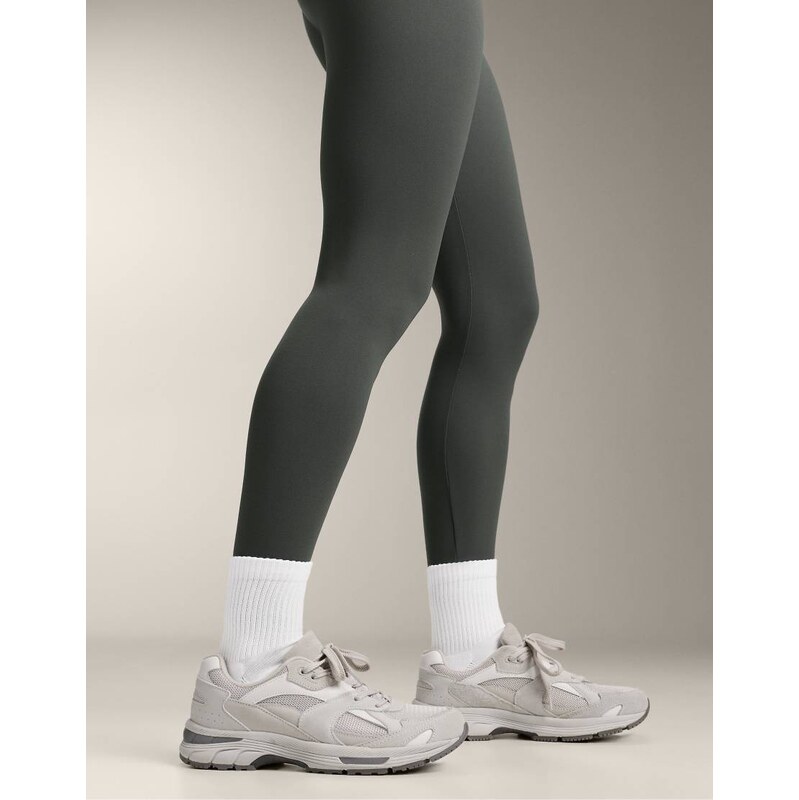 OYSHO 3 pairs of cotton blend quarter sports socks in white 113062613
