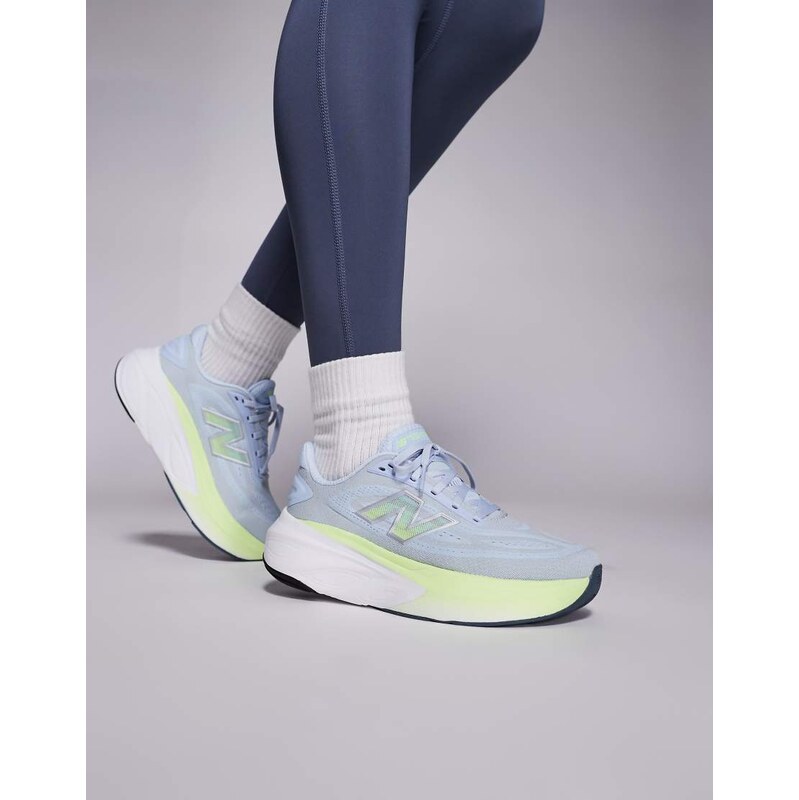 New Balance More running trainers in blue and neon yellow
