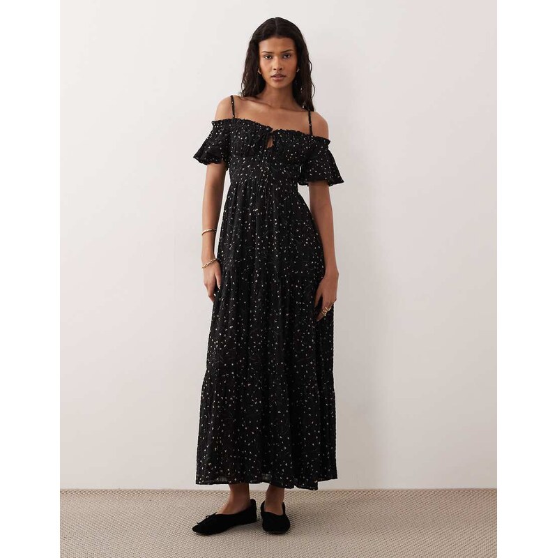 Kiss The Sky Indi picnic maxi dress in floral black 114687990