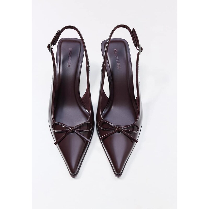 Bershka Kitten heel slingback shoes in burgundy-Red 113091614
