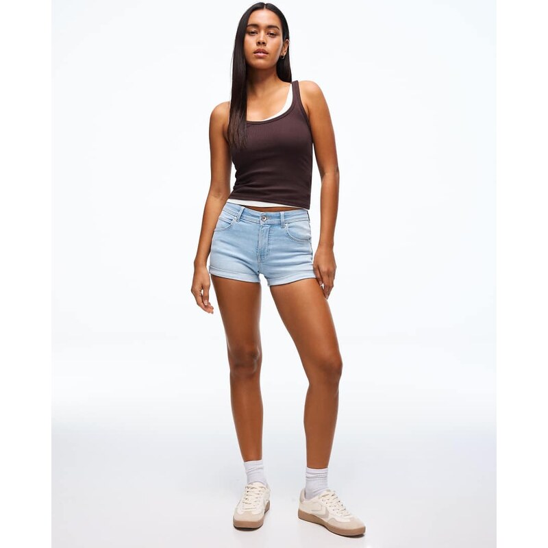 Bershka Denim roll-up shorts in light bue-Blue