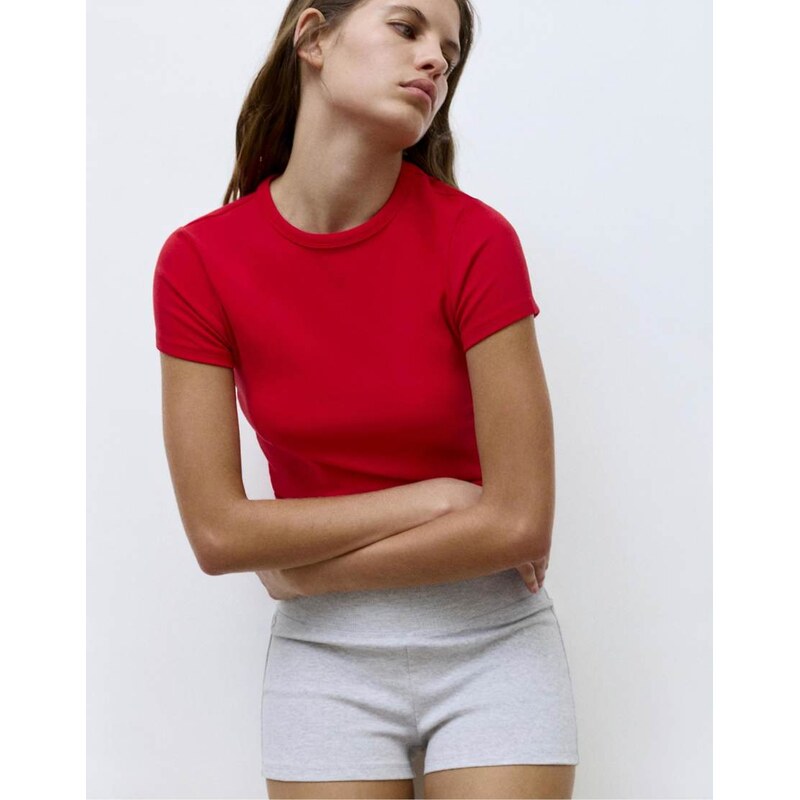 Pull&Bear Fitted short sleeve t-shirt in red 113091653